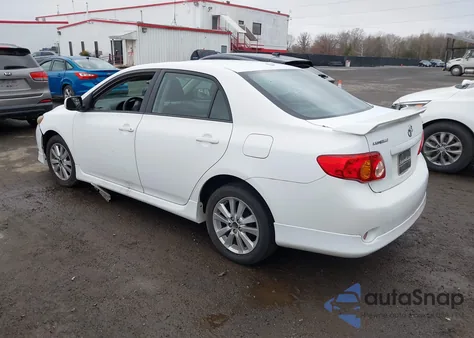 2010 Toyota Corolla S из США, поврежденный, VIN 2T1BU4EE7AC319489